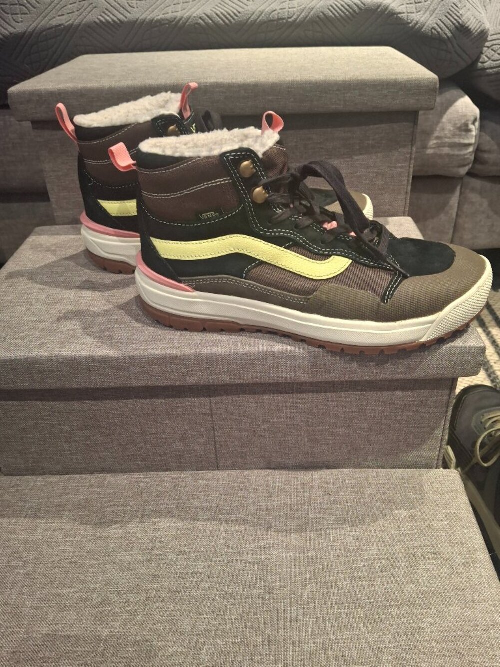 Vans all weather waterproof hiking boot